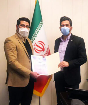 دریافت حکم دبیری کمیته رفاه از دبیر فدراسیون کاراته ج.ا.ایران آقای وحید مومنی